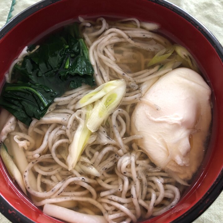 温かい蕎麦つゆ